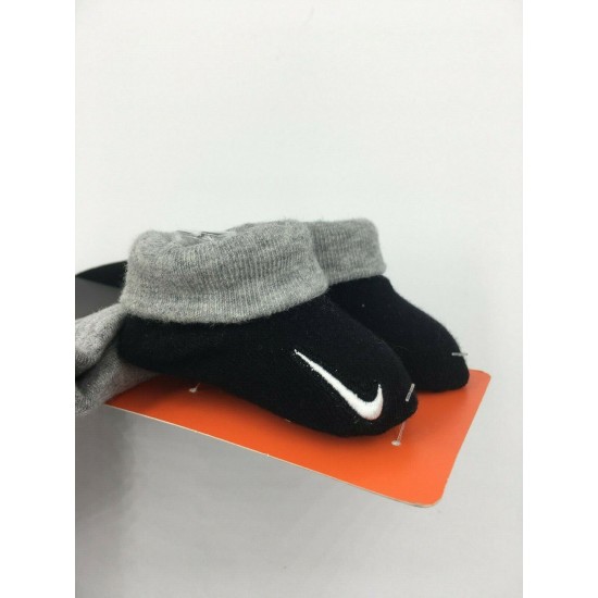 Nike Baby Booties & Cap Gift, 0-6 Months Multi Color, Boys Girls Infant Hat L33