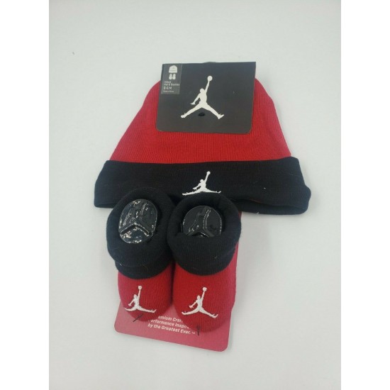 Nike Baby Booties & Cap Gift, 0-6 Months Multi Color, Boys Girls Infant Hat L33