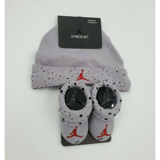 Nike Baby Booties & Cap Gift, 0-6 Months Multi Color, Boys Girls Infant Hat L33