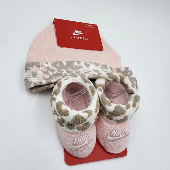 Nike Baby Booties & Cap Gift, 0-6 Months Multi Color, Boys Girls Infant Hat L33