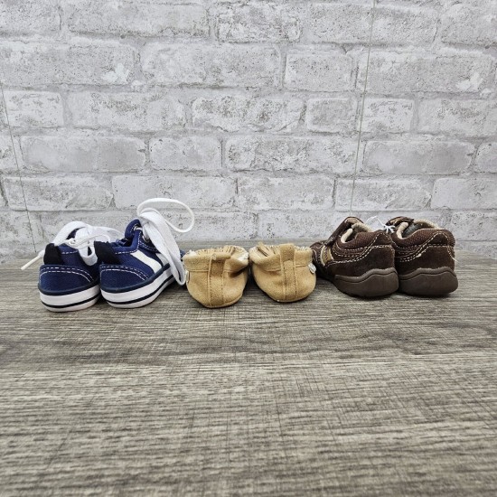 Lot of 3 infant boy shoes size 2